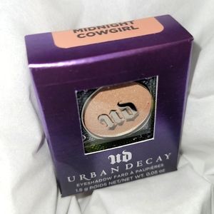 Urban Decay midnight cowgirl eyeshadow